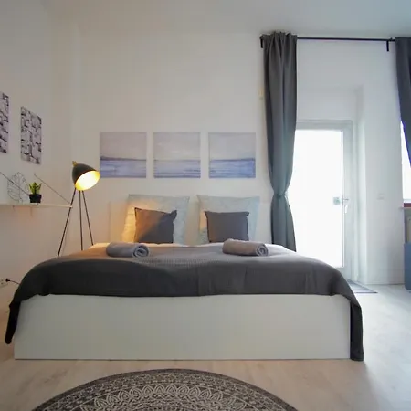 ☆nostalgie L Innenstadt L Smart Tv L Kuche Апартаменты