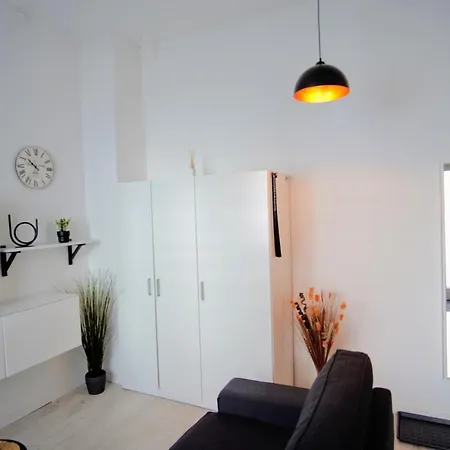 ☆nostalgie L Innenstadt L Smart Tv L Kuche Апартаменты Кайзерслаутерн